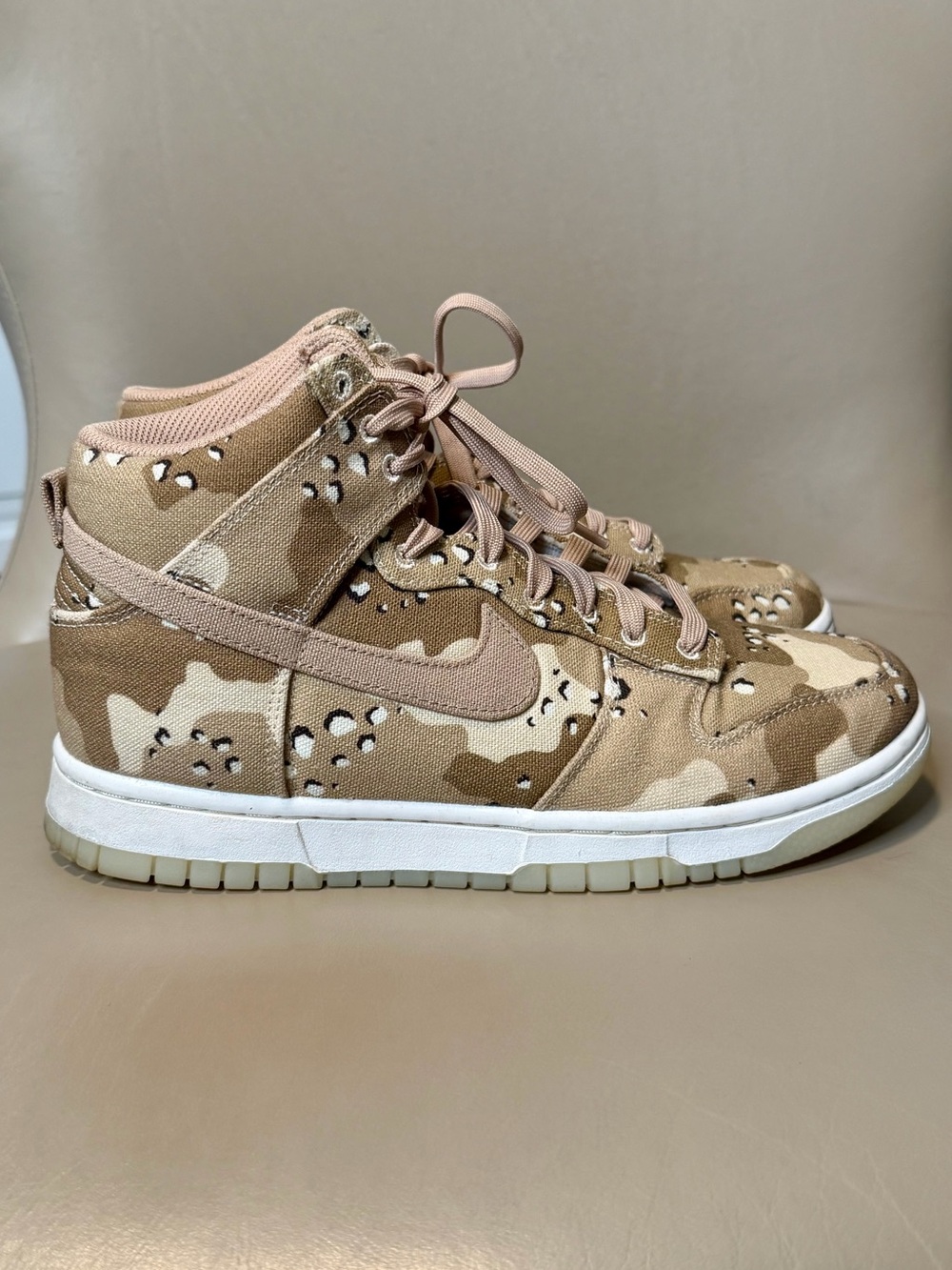 Nike Women's Dunk High Desert Camo Sneakers. Size 8. - Picture 7 of 16
